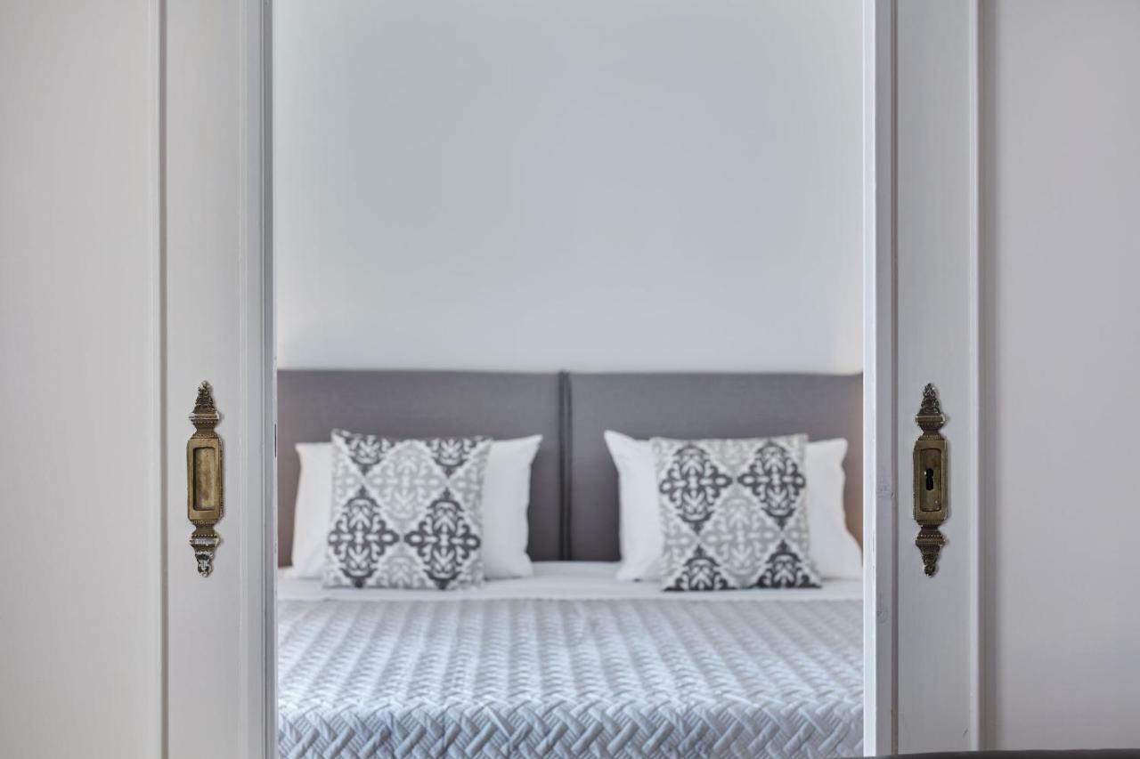 Chic One Bd Apartment With Hilton View เอเธนส์ ภายนอก รูปภาพ